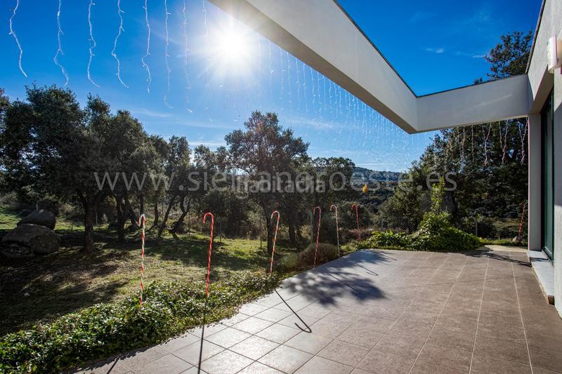 Foto 334d9e4a-5e27-48d7-ab23-ed69cc730538. Maison jumelée avec chauffage parking dans Los Ángeles de San Rafael Espinar (El)