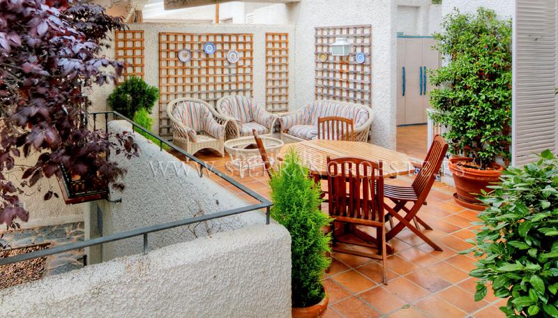 Foto bb25ed76-148e-4b8b-a00b-5b13328c5a60. Casa bifamiliare con camino riscaldamento parcheggio piscina in Rozas de Madrid (Las)