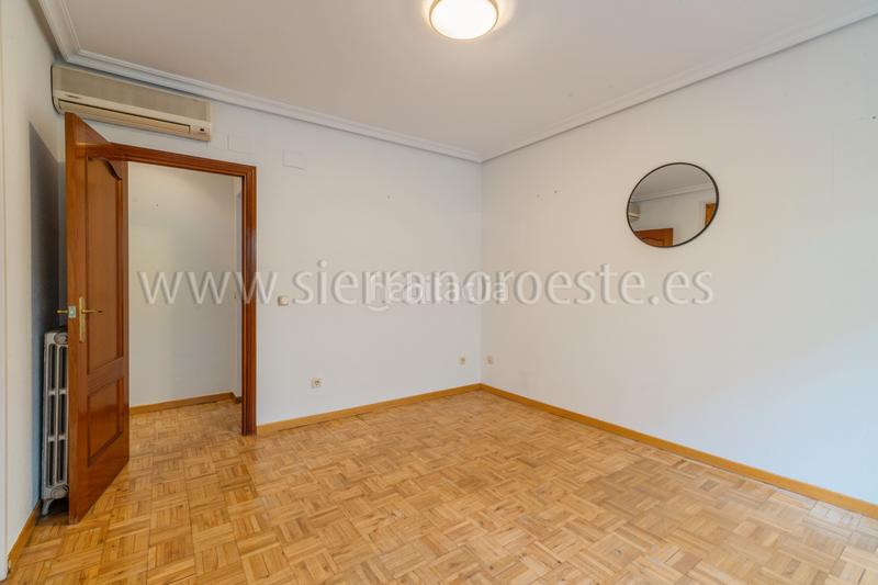 Foto 3b95a5b8-1250-45b8-9be9-9abd36f12d3e. Miete etagenwohnung mit heizung in Ríos Rosas-Nuevos Ministerios Madrid