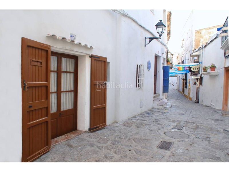 Foto a9bc53fd-2051-46af-a00f-b0db0fe8e3ba. Flat in Dalt Vila-La Marina Ibiza