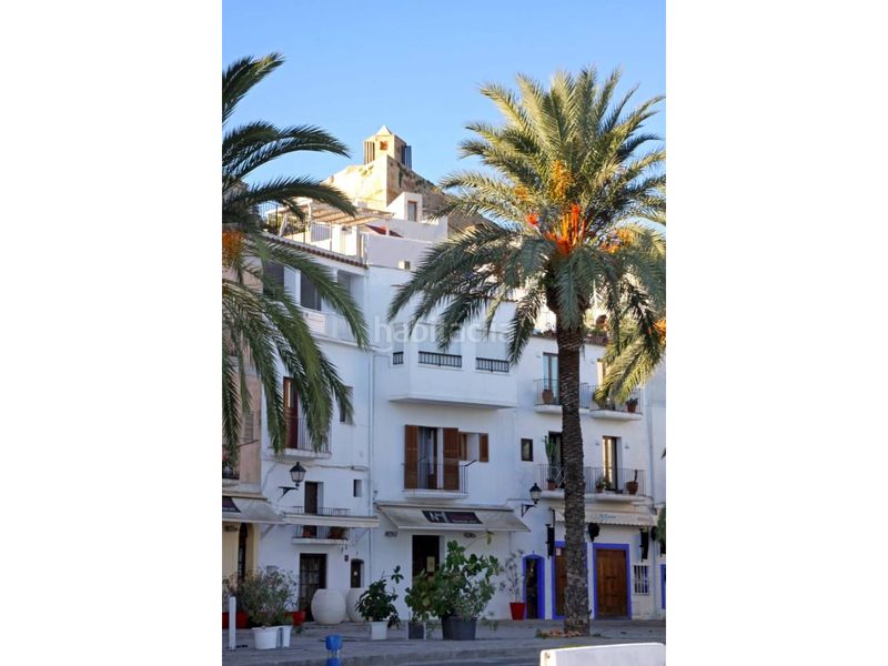 Foto bc680fcc-1746-4c8e-a2e5-9af9cf6f4338. Flat in Dalt Vila-La Marina Ibiza