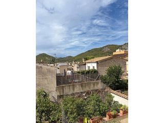 Casa a Andratx. Casa a reformar  en andratx con gran potencial y excelente orien