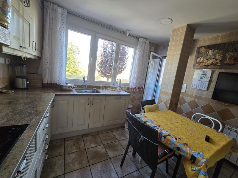 Foto 2089be32-9ad6-40b7-85d1-8d355328ef3a. Casa con riscaldamento parcheggio piscina in Torrejón de la Calzada