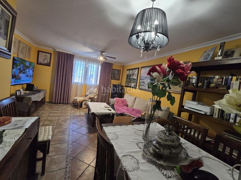 Foto 7a409a6c-2b1d-488b-a418-5a37104fe3c3. Casa con riscaldamento parcheggio piscina in Torrejón de la Calzada