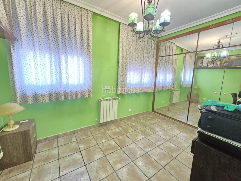 Foto 86ab5e86-3acc-4953-8c1c-e6ce5f880626. Casa con riscaldamento parcheggio piscina in Torrejón de la Calzada