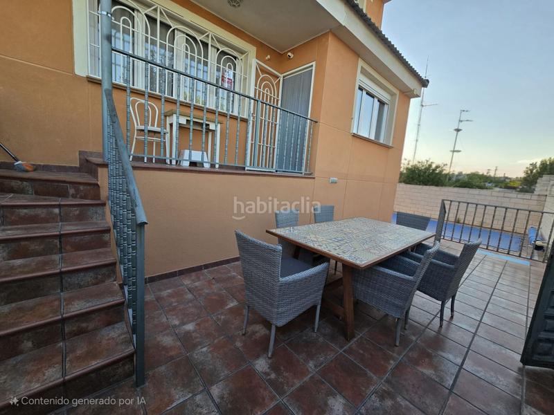 Foto 98ce36c8-c3a8-4a0a-acd7-cfc3c0e88155. Casa con riscaldamento parcheggio piscina in Torrejón de la Calzada