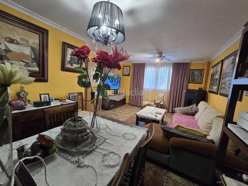 Foto df602905-1009-4139-9b5a-ac0935458196. Casa con riscaldamento parcheggio piscina in Torrejón de la Calzada