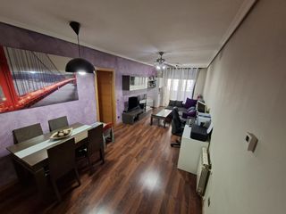 Pis a Torrejón de la Calzada. Piso 1ª planta. dos habitaciones. dos baños. dos terrazas. plaza