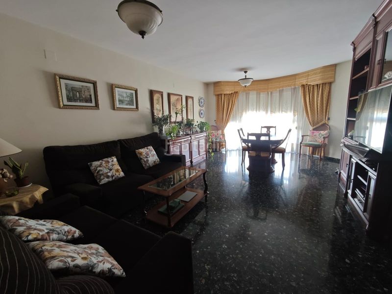 Foto 9154896a-6d26-483f-8ab4-2205eeeb5cd1. Piso en El Cabanyal-El Canyamelar Valencia