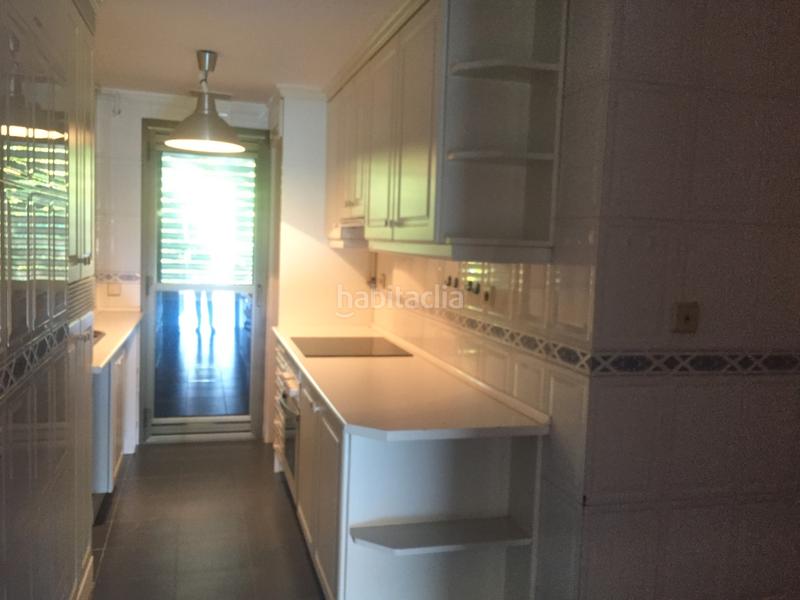 Foto db630e64-f608-4e65-851e-fd1bebe38595. Location appartement avec chauffage piscine dans Avenida Europa Pozuelo de Alarcón