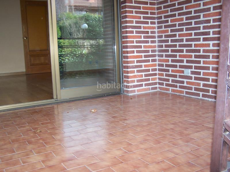 Foto e2f48a99-1e94-49dd-8af8-87c4170de978. Lloguer casa adossada amb xemeneia calefacció aparcament piscina a Pozuelo de Alarcón