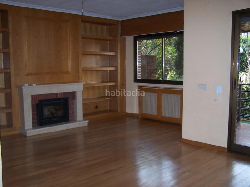 Foto 70bdc8ad-f09e-478b-a7b0-4cfc5622ec35. Location maison jumelée avec cheminée chauffage parking piscine dans Pozuelo de Alarcón