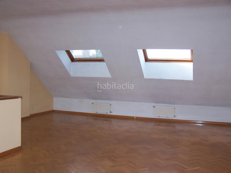 Foto f85ebdcb-d728-496d-943a-1ffb8b8ef502. Location maison jumelée avec cheminée chauffage parking piscine dans Pozuelo de Alarcón