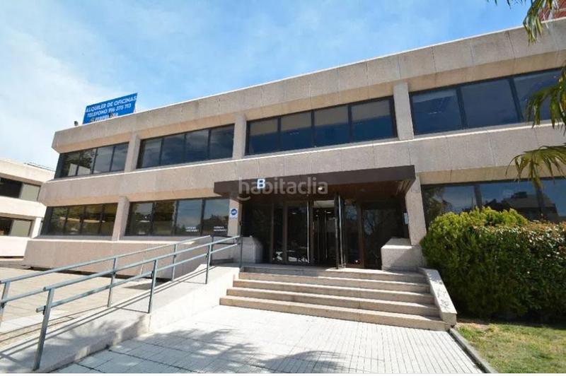 Foto e1bd258b-6b00-46b1-85f5-a04bcb1d9520. Rent office space with heating in Aravaca Madrid