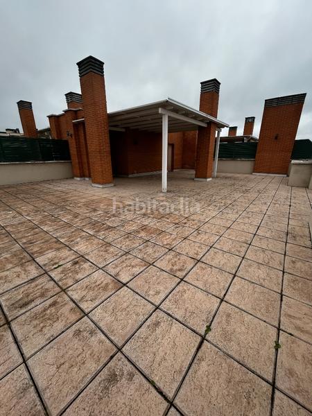 Foto 3e31bb1b-2d7f-45b7-b8bf-79949c258dbd. Lloguer àtic amb calefacció piscina a Valdemarín Madrid