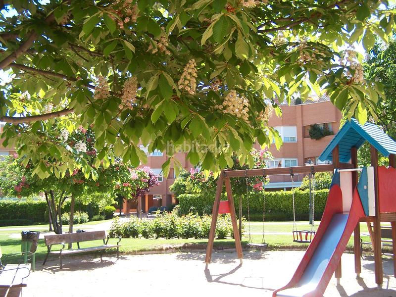 Foto 8f63ef46-b3fe-437a-bdbf-aa3a726d670c. Lloguer àtic amb calefacció piscina a Valdemarín Madrid
