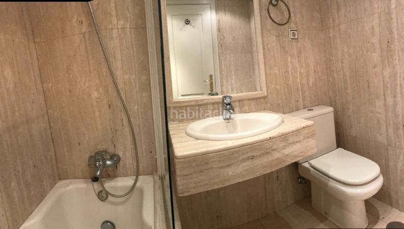 Foto 3939530f-9d08-4e93-85ee-8fd294586504. Apartament amb calefacció piscina a Valdemarín Madrid