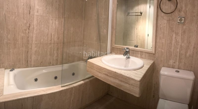 Foto d5ef19ec-6eac-4c31-b1e3-91a1e1551dfd. Apartament amb calefacció piscina a Valdemarín Madrid