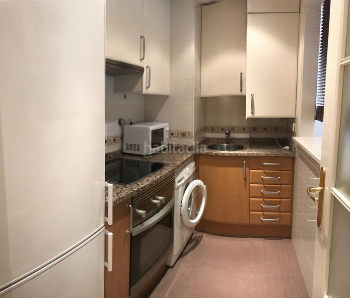 Foto fbe3bfbd-7507-4e01-9e0d-415db720f370. Apartament amb calefacció piscina a Valdemarín Madrid