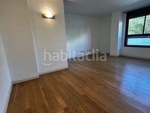 Foto 2983a9a6-333d-4a14-bd93-e2e87a1a5bbd. Pis amb calefacció aparcament piscina a Legazpi Madrid