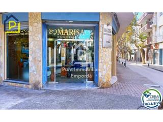 Local Comercial  Palandriu. Local en venta en el port