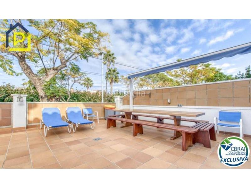 Foto 1576c926-63f8-46ba-8a60-b769e7e4683e. Casa  unifamiliar en venta en Requesens Empuriabrava