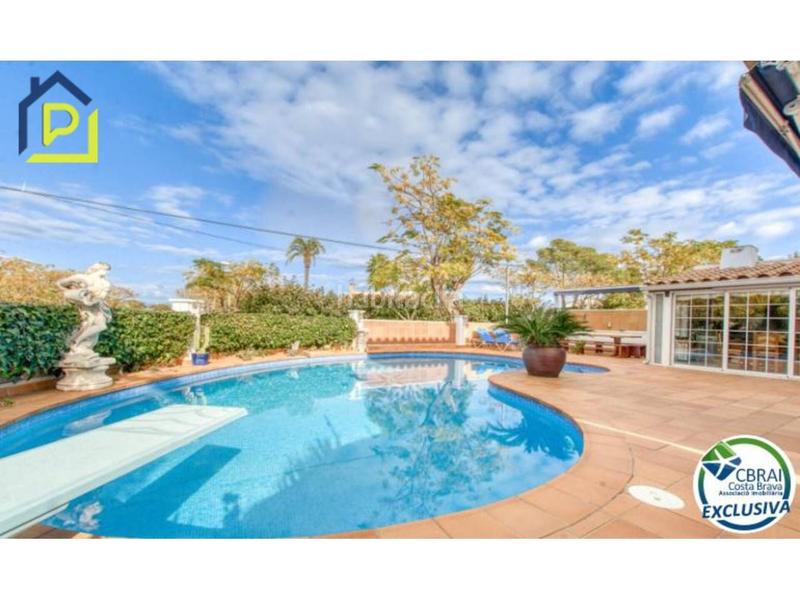Foto e250da4c-f926-482f-9f8e-1d9ae670eb14. Casa  unifamiliar en venta en Requesens Empuriabrava