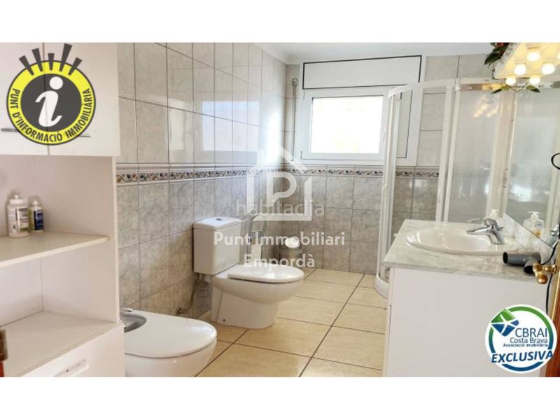 Foto 6da5c8e2-754b-43f4-b8fb-a7449b3f7bf2. Casa amb aparcament piscina a Nord Roses