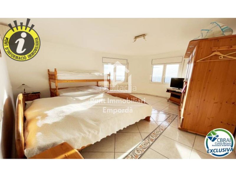 Foto 8686082c-f819-4993-9936-9da3eef44e8e. Casa amb aparcament piscina a Nord Roses