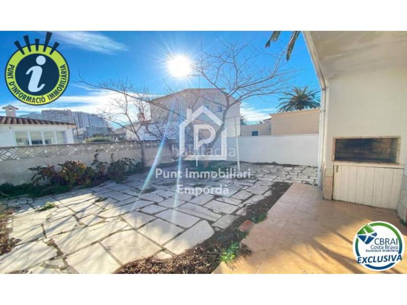 Foto 20b1df8f-e420-4974-815e-c6b9ae64fdf5. Casa  en venta en Montgrí Empuriabrava