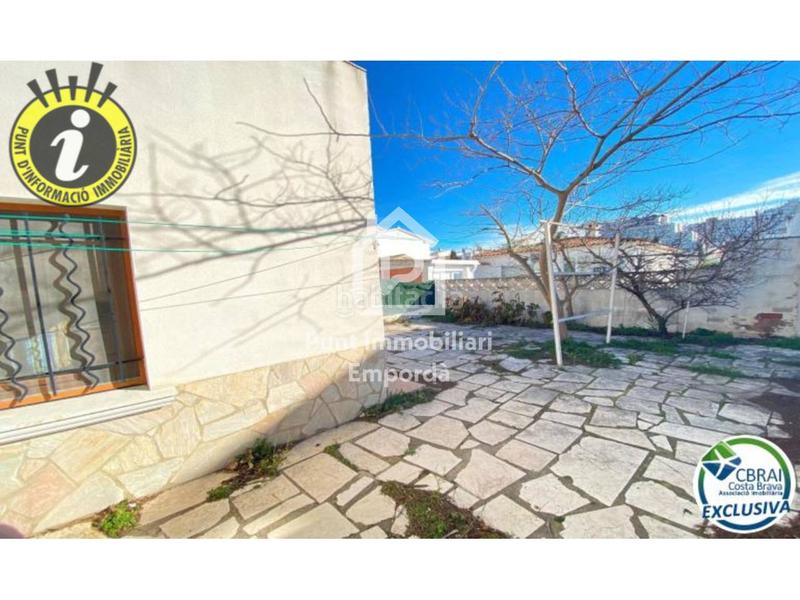 Foto 3560b91a-c4a5-46c7-b479-6426909364df. Casa  en venta en Montgrí Empuriabrava