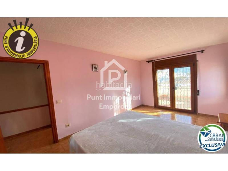 Foto 4a744592-418e-42ed-9369-abd2f51e58f0. Casa  en venta en Montgrí Empuriabrava
