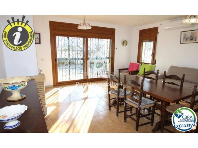 Foto 9db4fae9-8c1c-4353-89b5-3f6bdfae0d0a. Casa  en venta en Montgrí Empuriabrava