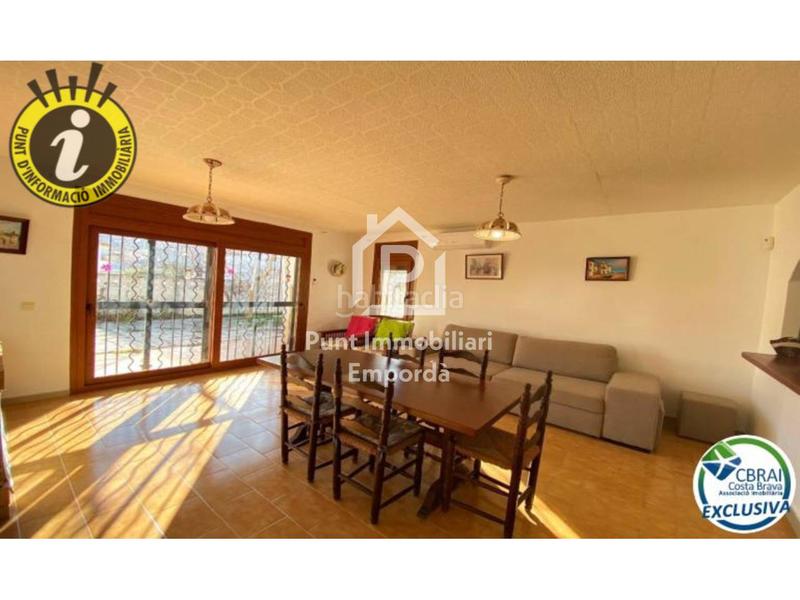 Foto b465eee8-f654-480c-92e2-f08d81ac84e0. Casa  en venta en Montgrí Empuriabrava