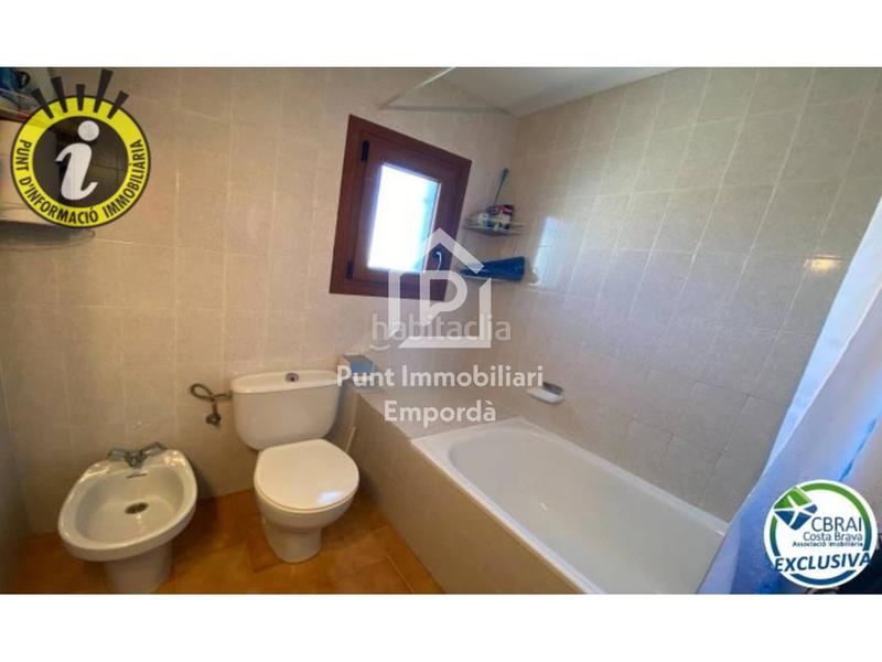 Foto f063a7a5-7ce3-47e5-a41c-316287228c3d. Casa  en venta en Montgrí Empuriabrava