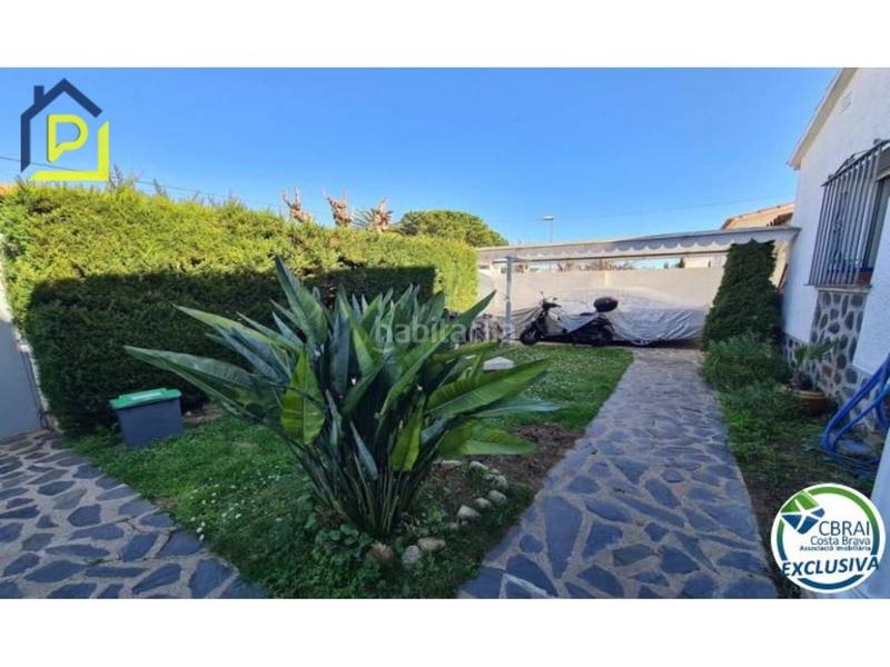 Foto 1d4d6694-ddf0-4d03-aa0c-7f7ff0fb6bfc. Casa amb aparcament piscina a Alberes Empuriabrava