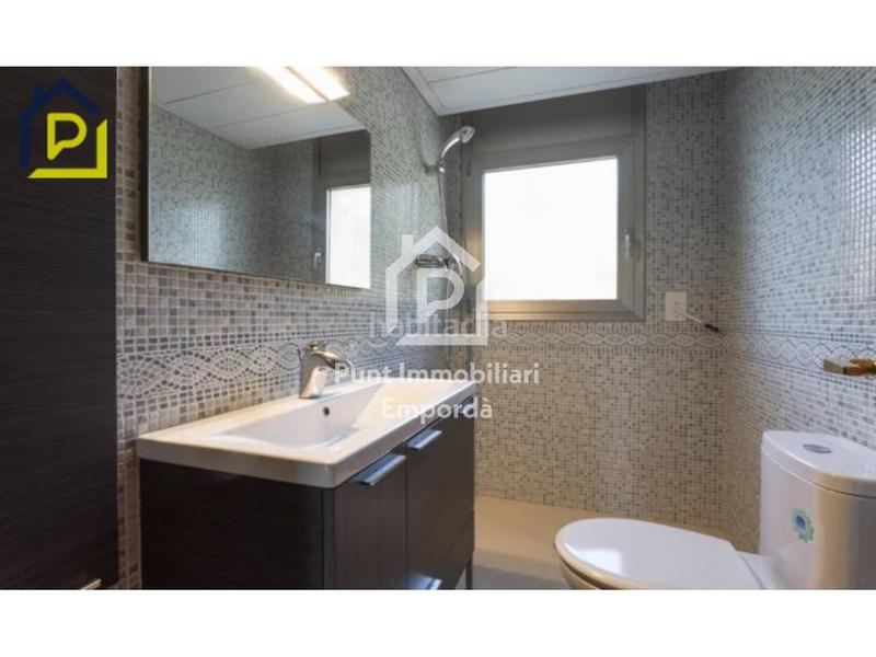 Foto 6ee2bb66-1b5d-4954-9116-ccfcb0a1561c. Casa con riscaldamento parcheggio piscina in Sant Climent Sescebes