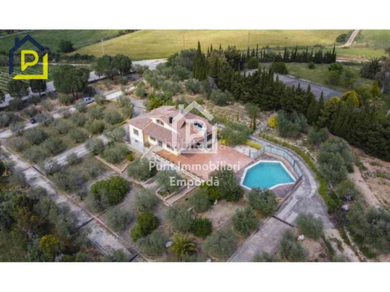 Foto 80c7d099-c1e6-4e76-82de-45f159ccba2d. Casa con riscaldamento parcheggio piscina in Sant Climent Sescebes