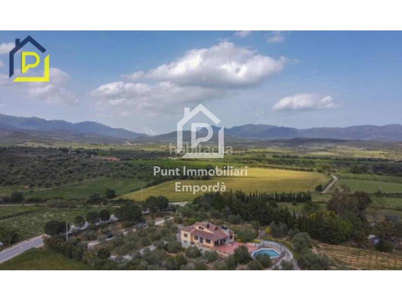 Foto 8f5fb7ce-731f-4fcc-83dd-31579835b18c. Casa con riscaldamento parcheggio piscina in Sant Climent Sescebes