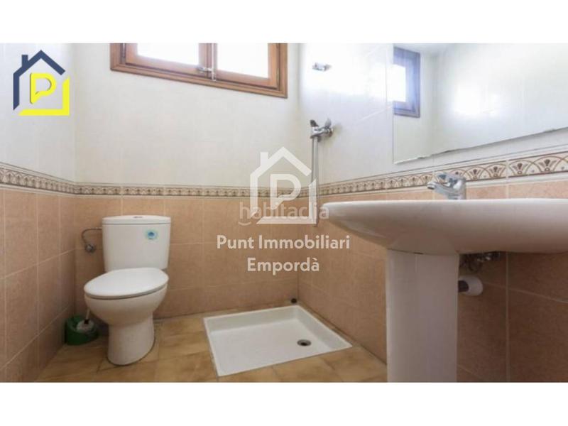 Foto d44202c8-f172-4ca2-b1dd-cba6735e2322. Casa con riscaldamento parcheggio piscina in Sant Climent Sescebes