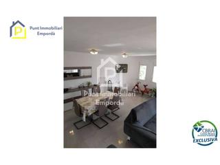 Casa  Puigmal c. En venta, bonita casa de vacaciones en empuriabrava