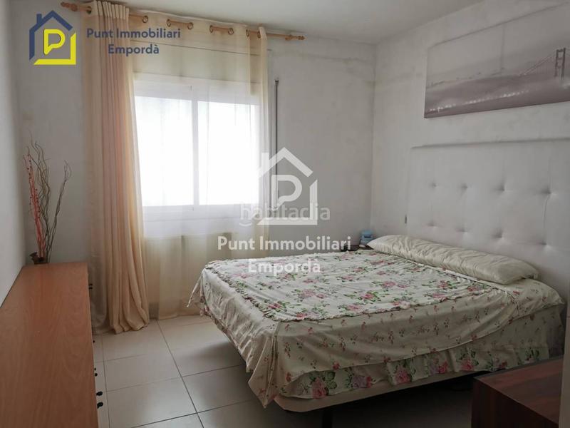 Foto be9e1998-5916-4815-815e-1ac9c6d2f824. Casa  de 3 habitaciones con gran terraza en Centre Roses