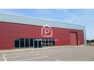 Nau industrial  Hispano suiza. Nave de 700m2 en hostalets de llers