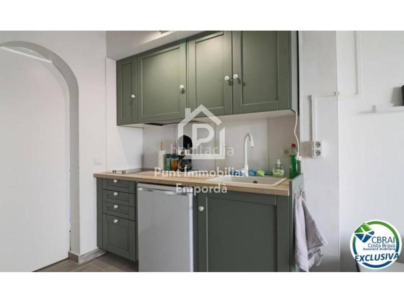 Foto 6657dc0e-729d-4af1-98fb-2c0d20c4c7bb. Piso encantador apartamento renovado en 2024 y listo para entrar a vivir en Empuriabrava