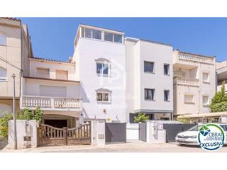 Casa  Port moxo. Casa reformada empuriabrava