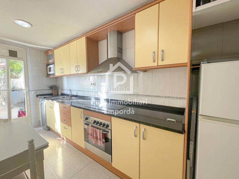 Foto 42b465ae-af1b-4bfd-99c2-a28e1a901fba. Piso  en venta en Creu de la Mà en Creu de la Mà Figueres