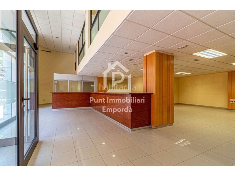 Foto 7d493872-6f58-44fc-8eba-c878de2e4c8d. Local comercial a Carretera de Roses-Fossos Figueres