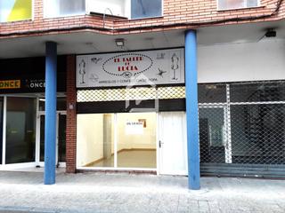 Local Comercial  Sant francesc de paula. Local en la calle a pocos metros de la plaza de la palmera