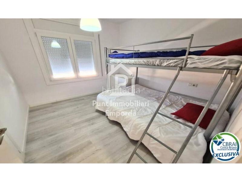 Foto 54699db8-e46a-4d52-b411-b634cd4c5655. Apartamento  en venta en Moxó - Sant Mori Empuriabrava