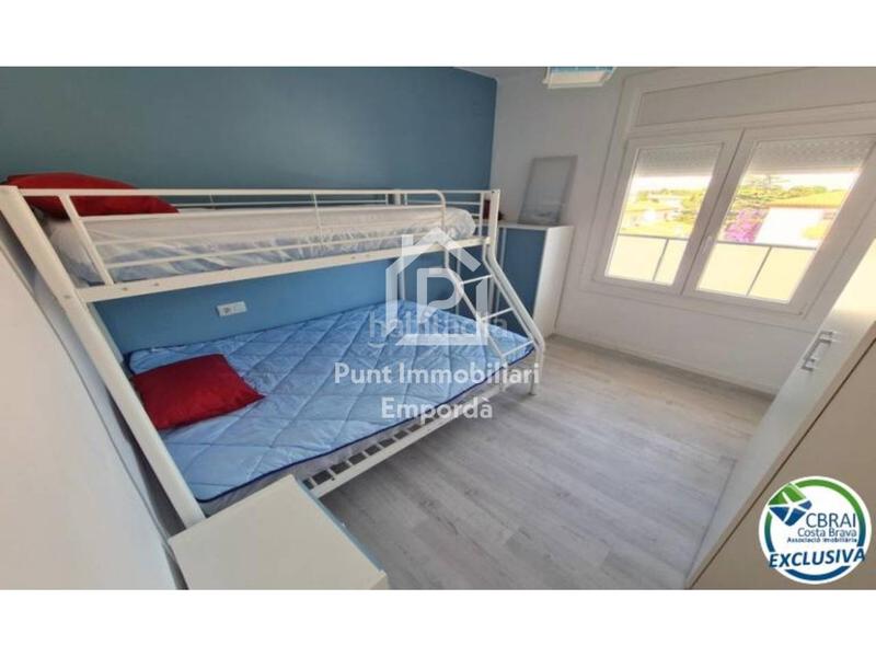 Foto bf7438fa-7318-46db-8ee8-0e7e6970df9f. Apartamento  en venta en Moxó - Sant Mori Empuriabrava